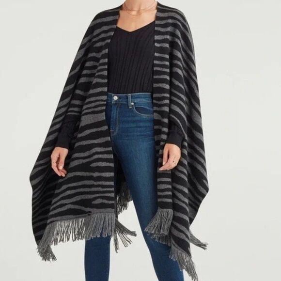 7 For All Mankind Women's Fringe Edge Zebra Wrap Scarf SIze OS - Picture 1 of 16